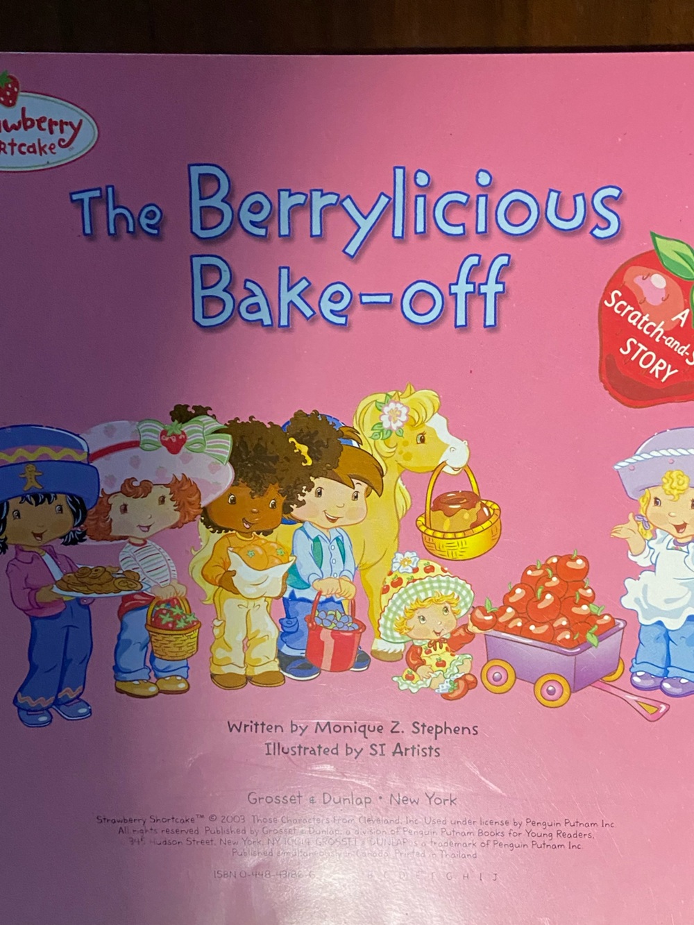 Berrylicious Bake-Off Strawberry Shortcake Book Pink Cover children’s kids cute